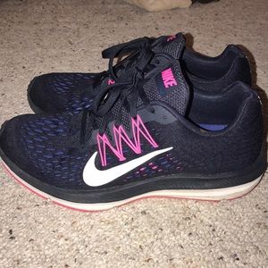 Women’s Nike running sneakers